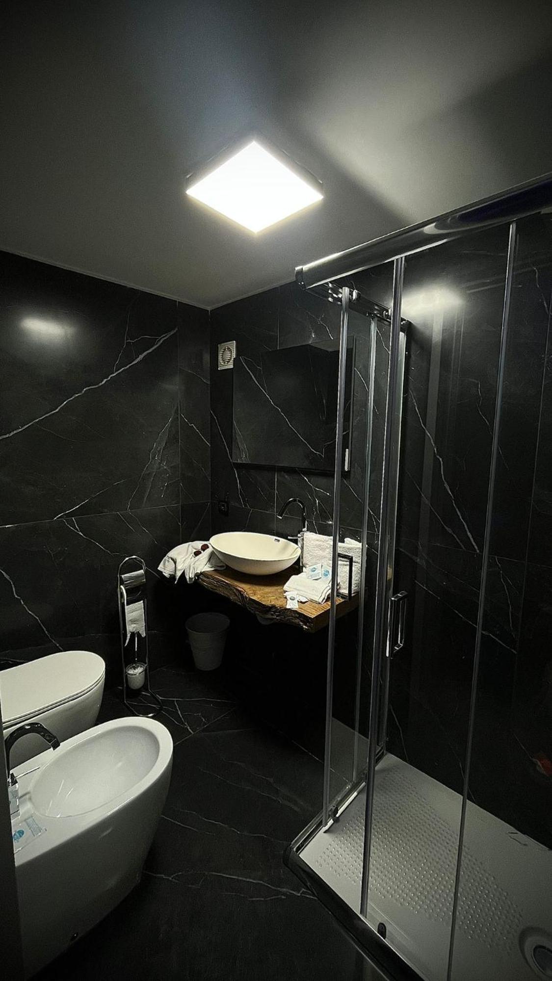 Hotel Glem Varcaturo Ngoại thất bức ảnh