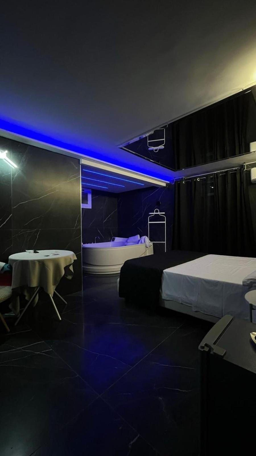 Hotel Glem Varcaturo Ngoại thất bức ảnh